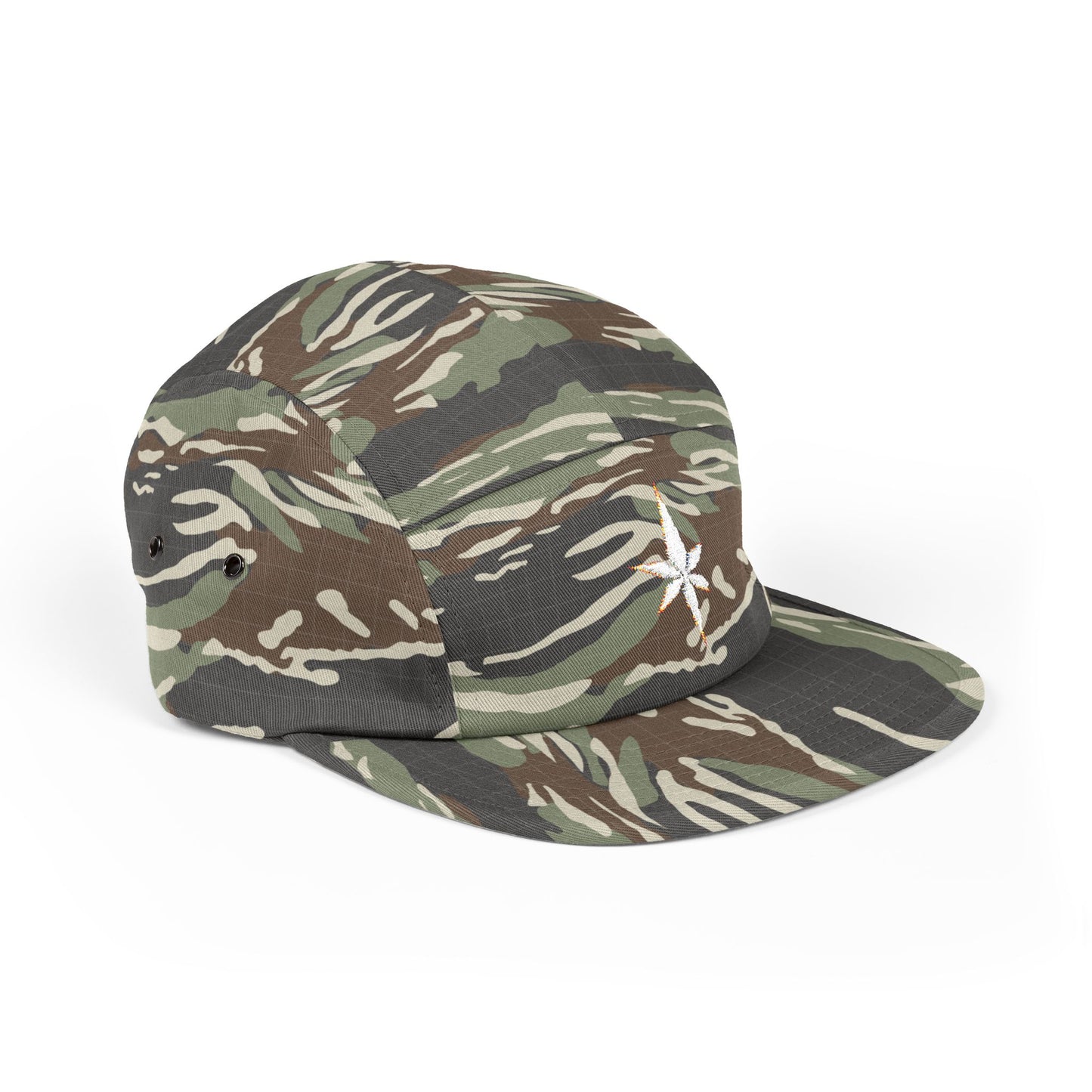 Camo Compass Star 5-Panel Cap — Embroidered Outdoor Streetwear Hat